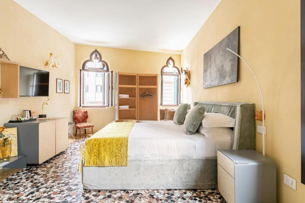 Cinqueteste Luxury 2* Venedig